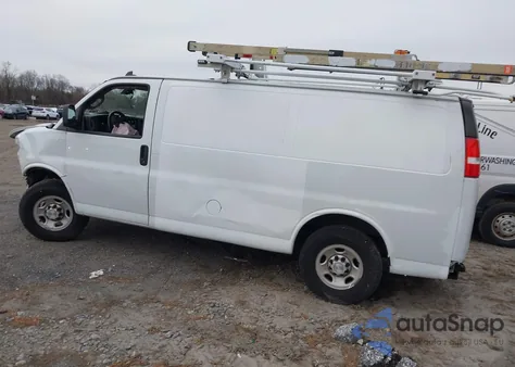 2019 Chevrolet Express 2500 Work Van из США, поврежденный, VIN 1GCWGAFP8K1332538